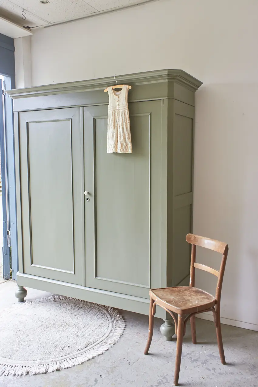 10668---Demontabele-vintage-spelletjeskast---Firma-Zoethout-12