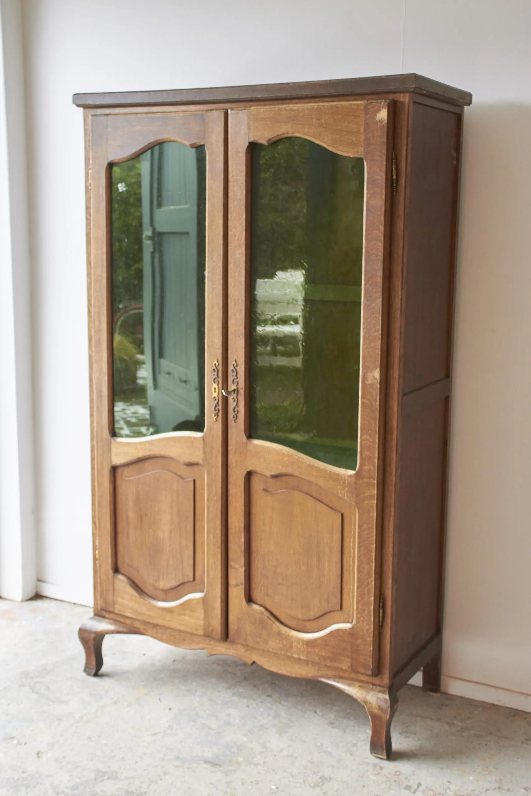 10535---Sierlijke-vitrine-kast---Firma-Zoethout_03