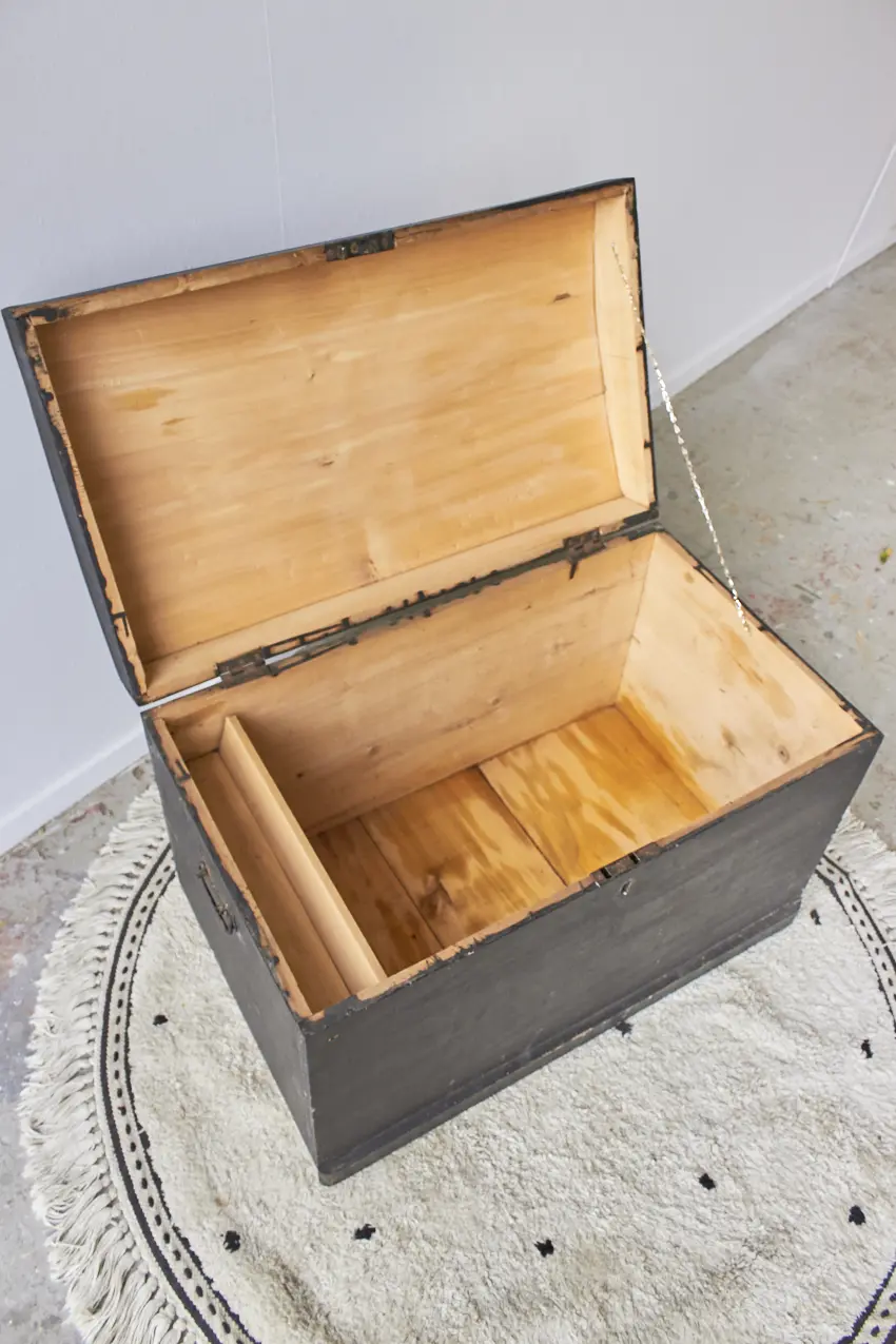5540-Vintage-kist-zwart-Firma-zoethout_05.jpg
