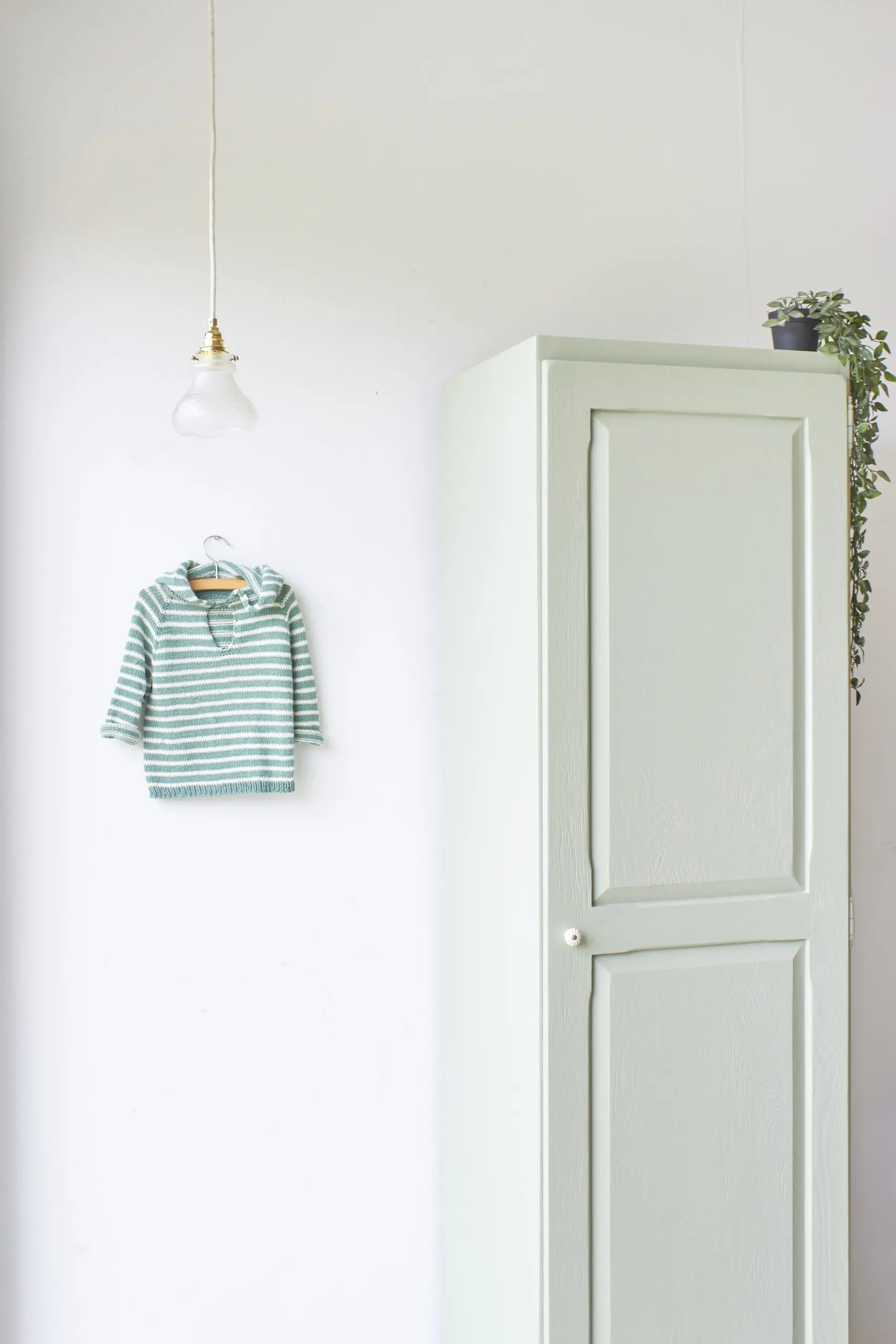 10640---Vintage-kast-in-Artisjok---Firma-Zoethout_04