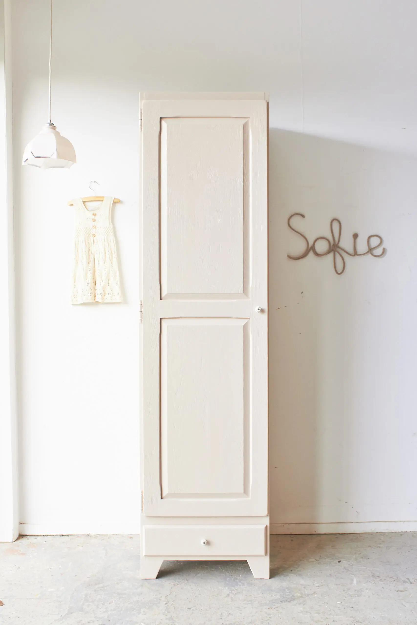 10641---Vintage-kast-in-Bloesem---Firma-Zoethout_01