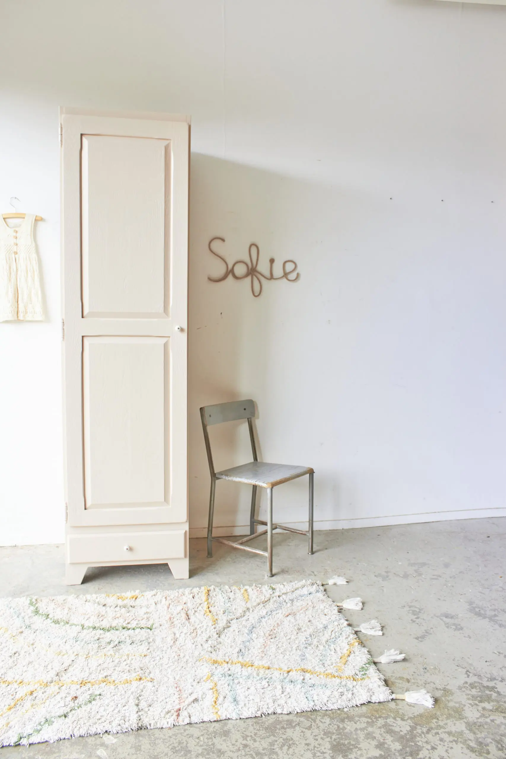 10641---Vintage-kast-in-Bloesem---Firma-Zoethout_02