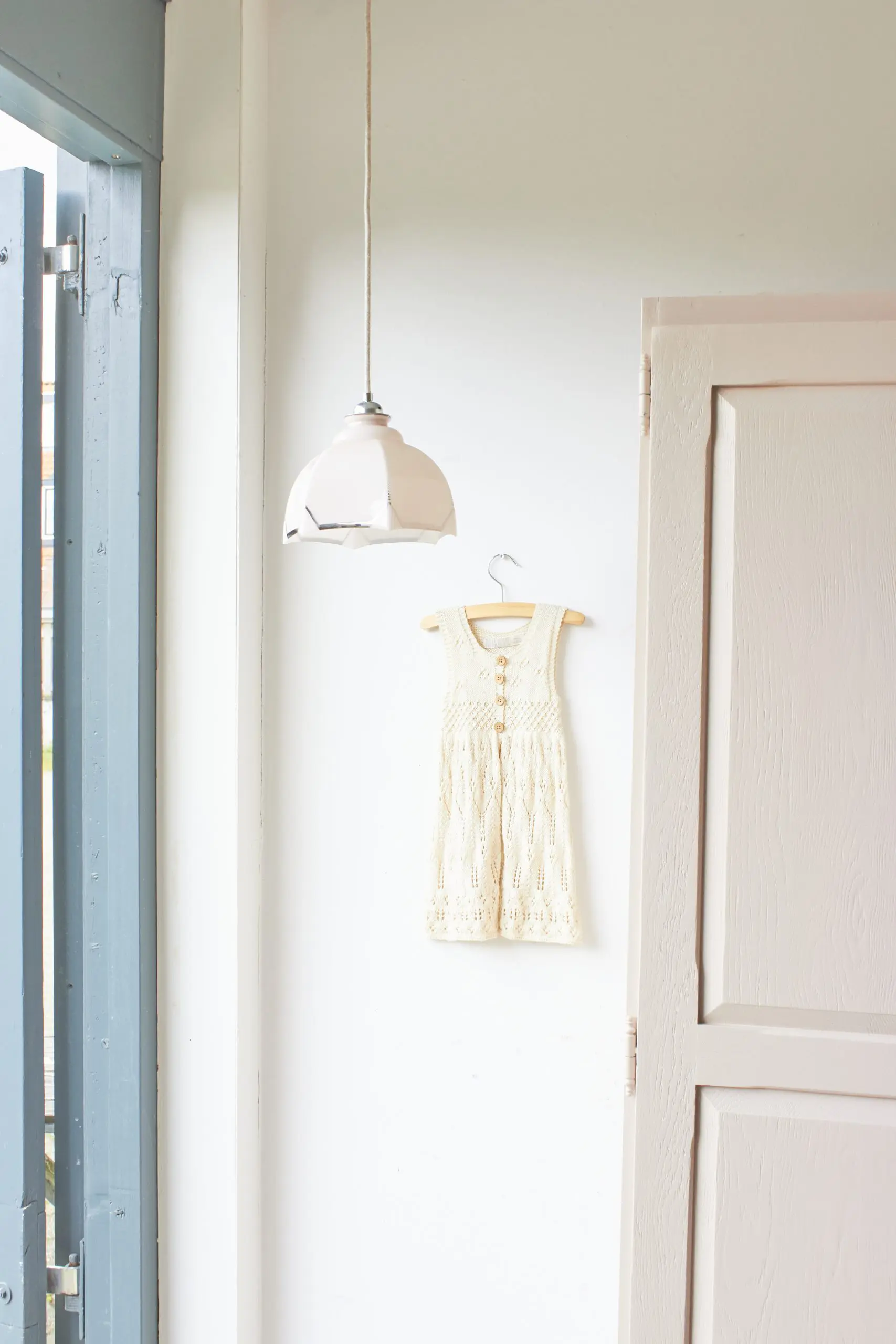 10641---Vintage-kast-in-Bloesem---Firma-Zoethout_03