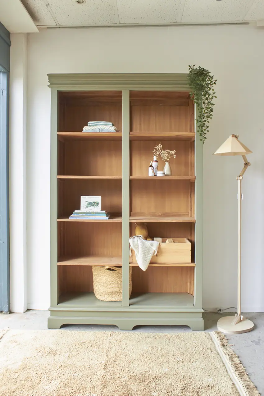 10671---Vintage-open-boekenkast-in-Rozemarijn---Firma-Zoethout-01