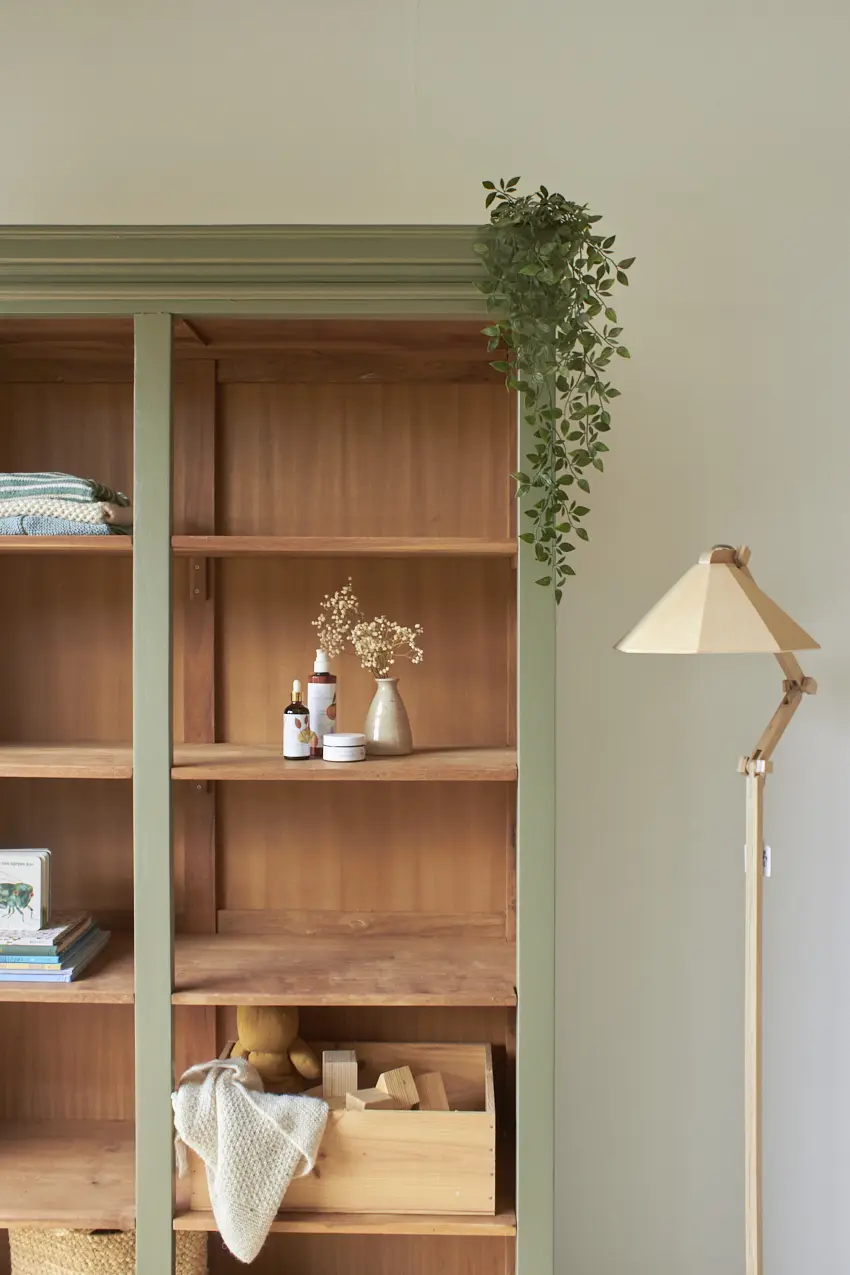 10671---Vintage-open-boekenkast-in-Rozemarijn---Firma-Zoethout-06