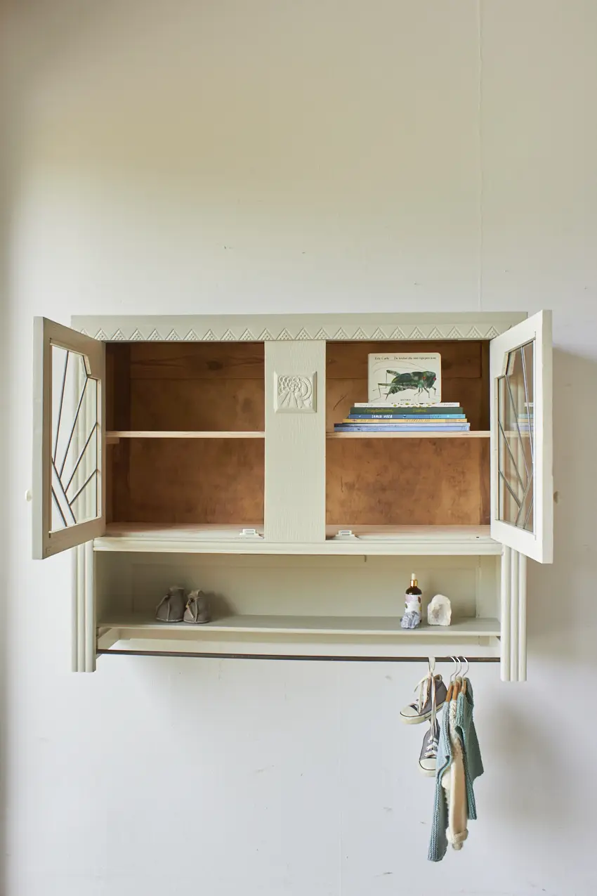 6206---Vintage-hangkast-met-glas-in-lood-in-linnen---Firma-Zoethout-10