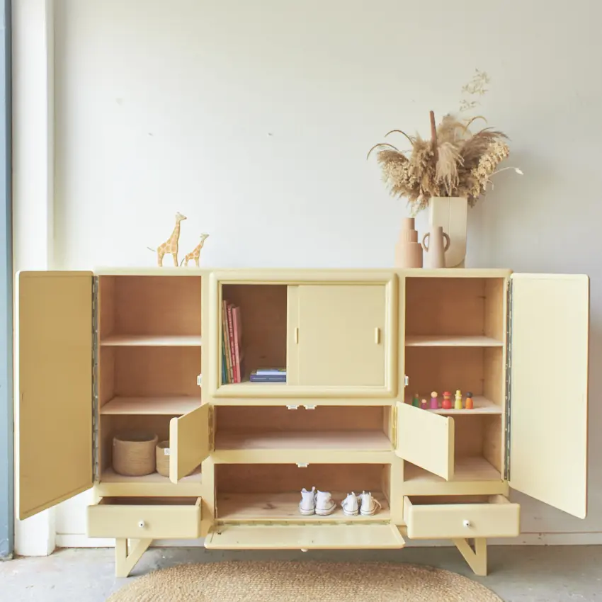 10524-Retro-dressoir-in-kamille-Firma-zoethout_04.jpg