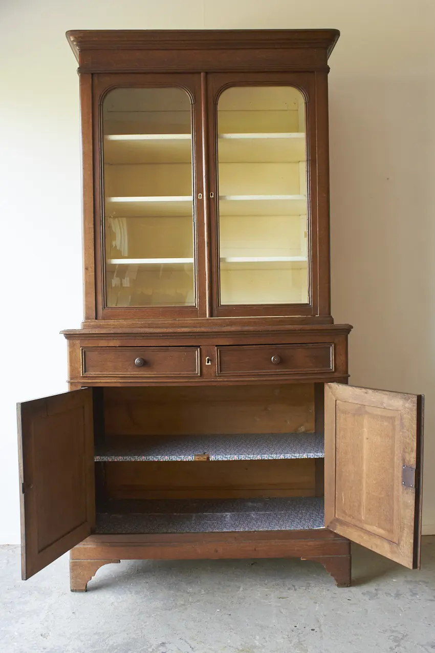 10664---Vintage-sierlijke-vitrinekast---Firma-Zoethout-08