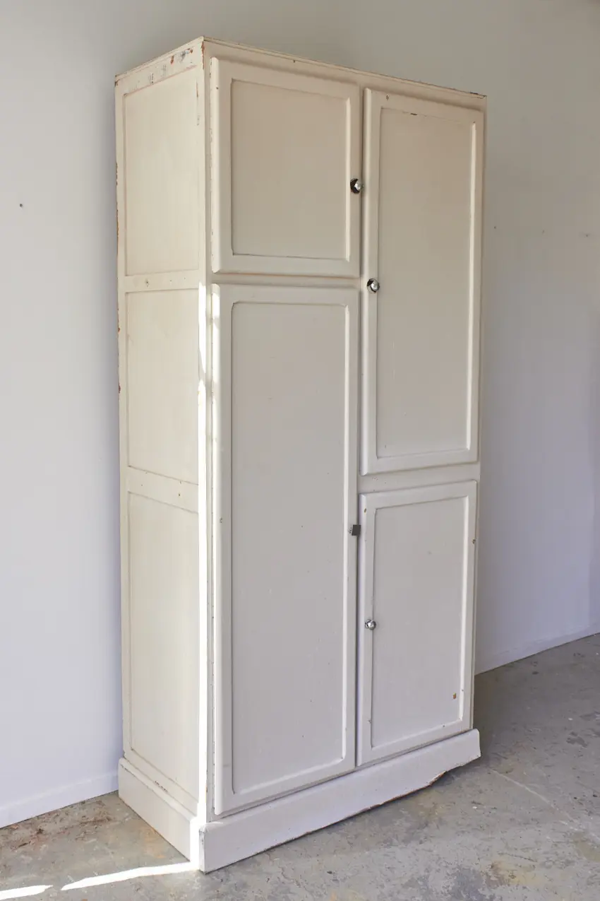 10683---Retro-kast-met-vier-deuren---Firma-zoethout_2