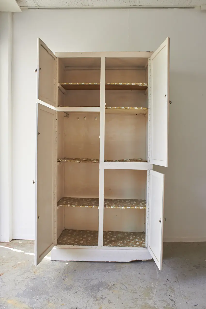 10683---Retro-kast-met-vier-deuren---Firma-zoethout_7