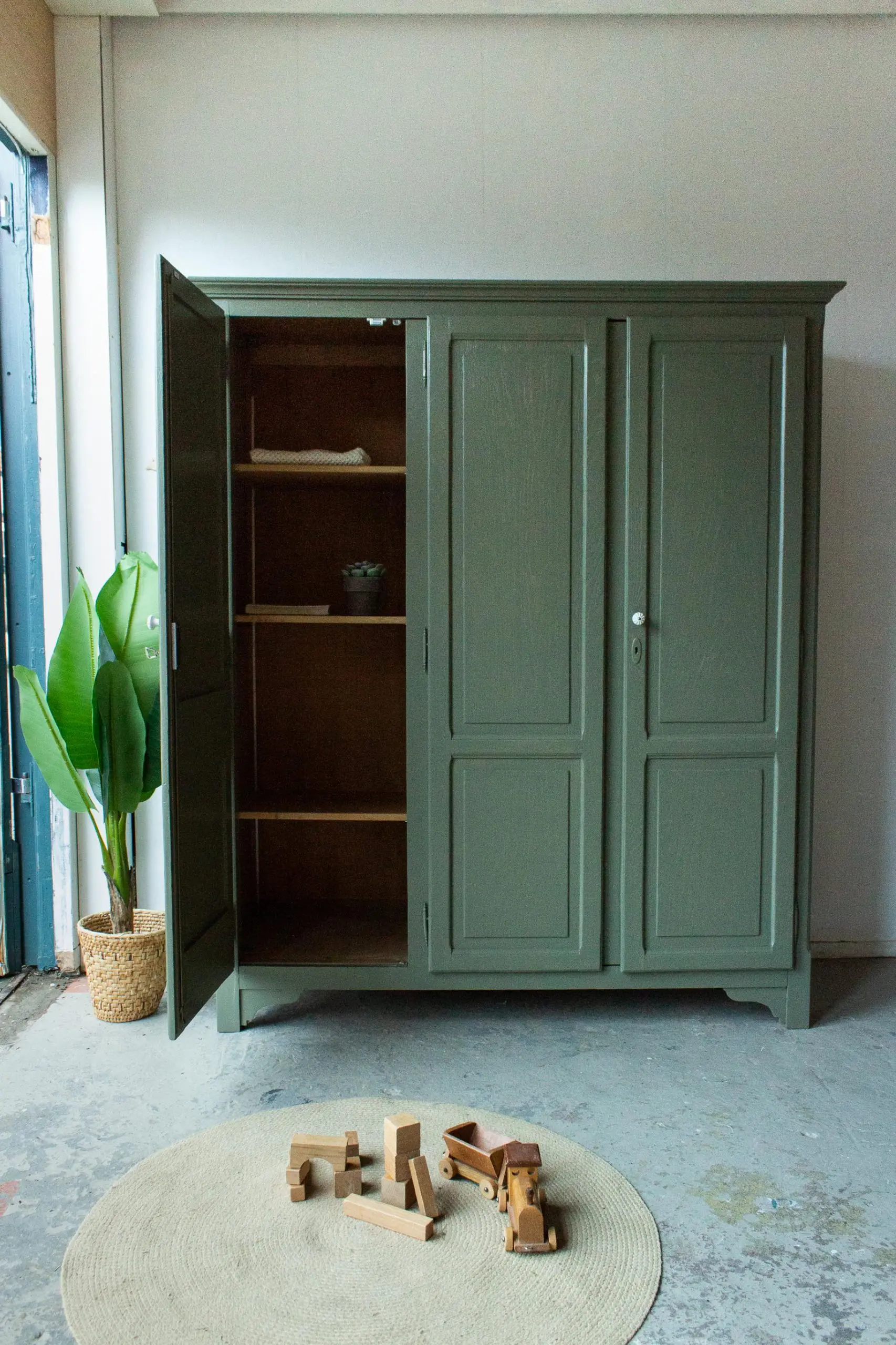 1642-Rozemarijngroene-demontabele-kledingkast-6.jpg