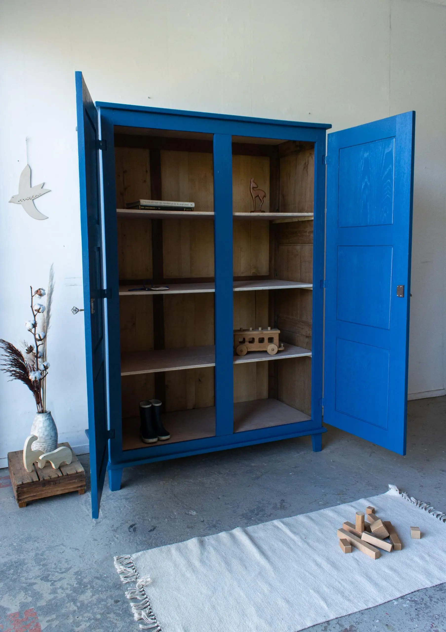 1735-Kobaltblauwe-vintage-kast-3.jpg