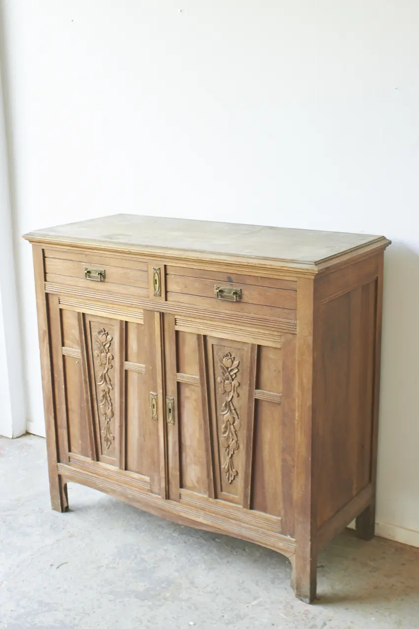 2496---Vintage-commode-met-prachtig-houtsnijwerk---Firma-Zoethout-02