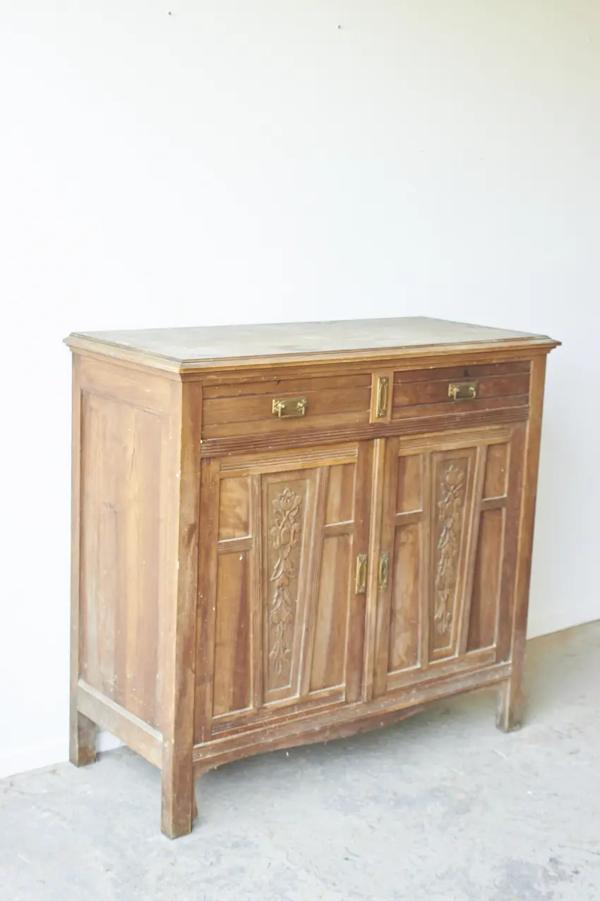 2496---Vintage-commode-met-prachtig-houtsnijwerk---Firma-Zoethout-03