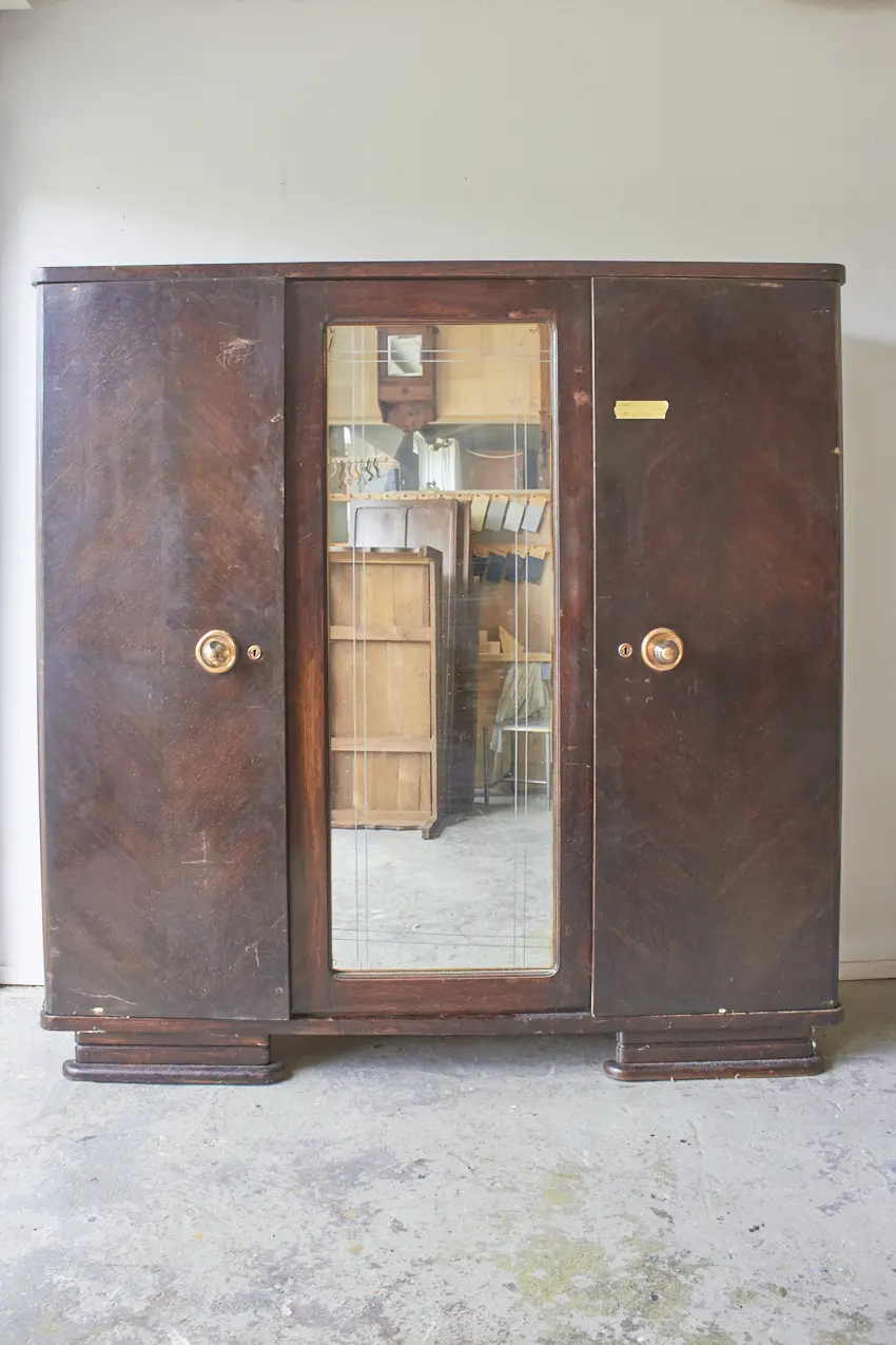 10701---Vintage-demontabele-spiegelkast-met-drie-deuren---Firma-Zoethout_01