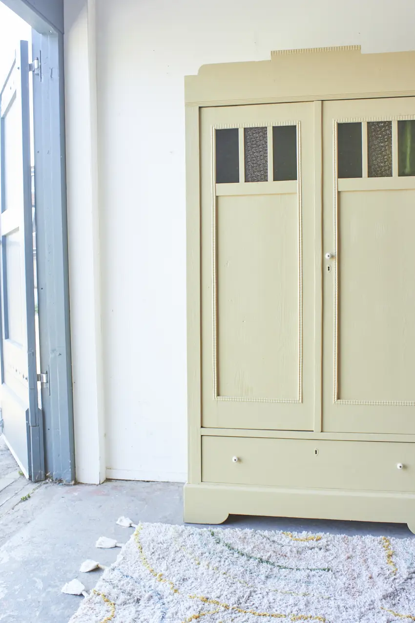 10720---Kinderkamer-kledingkast-in-Kamille-kleur---Firma-Zoethout-02