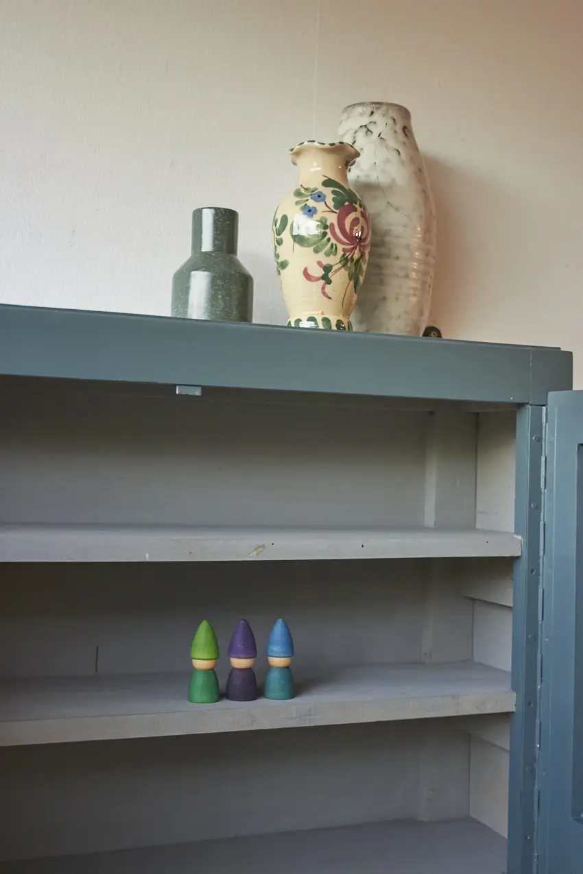 6230---Retro-hangkast-in-klif---Firma-Zoethout-07