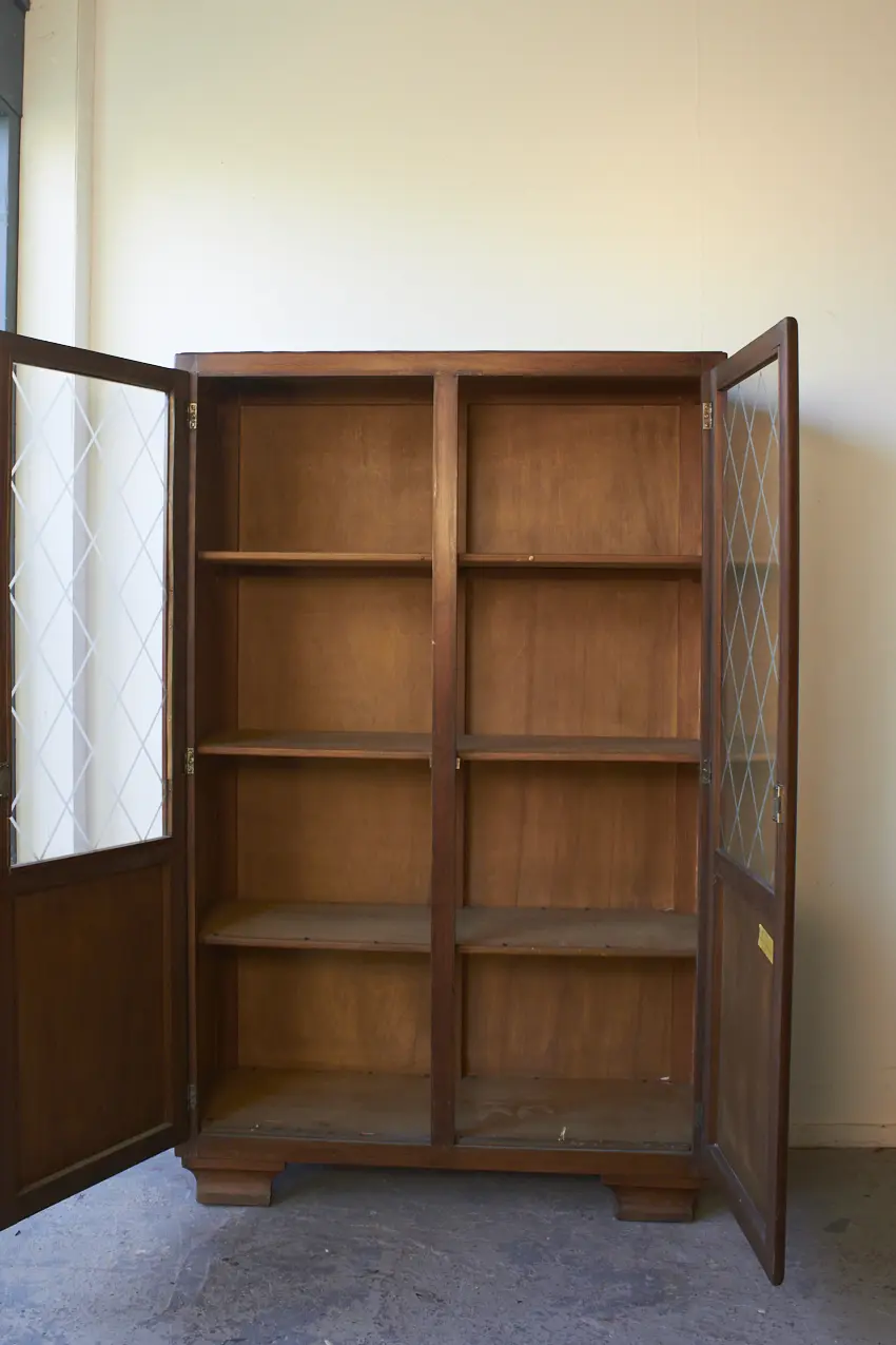 10784---Vintage-vitrinekast---Firma-Zoethout-09