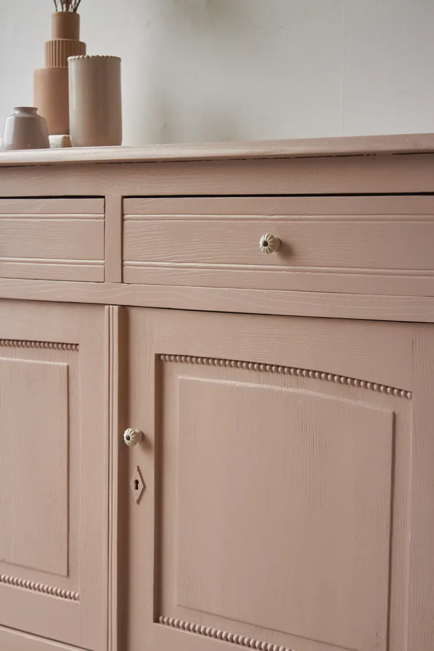 2513---Vintage-commode in-licht-roze-kleur---Firma-Zoethout-06