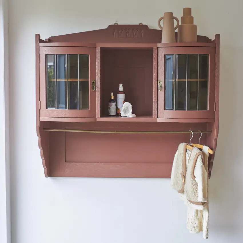 6231-Vintage-hangkast-met-geslepen-glas-en-een-roede-Firma-Zoethout-0