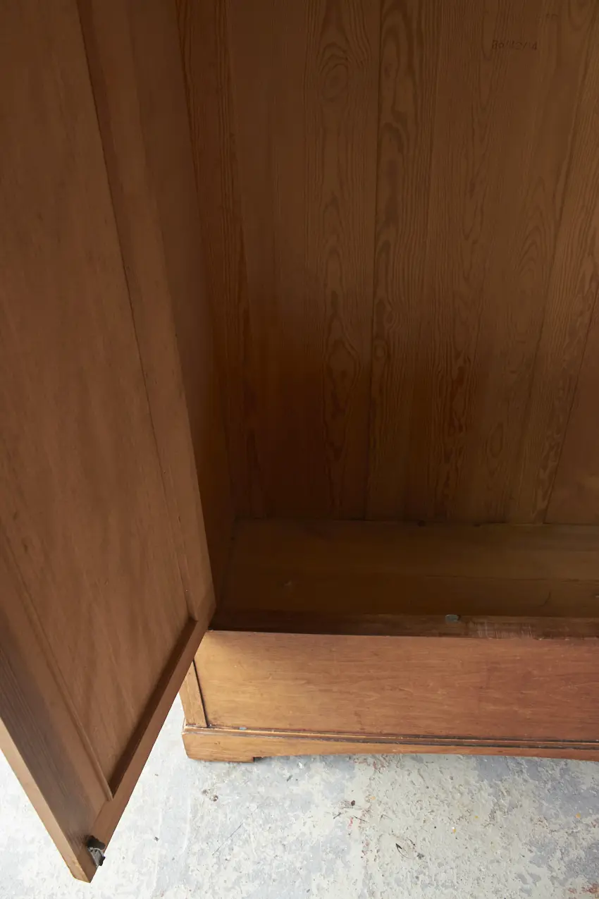 10804---Vintage-kinderkamer-kledingkast---Firma-Zoethout-09