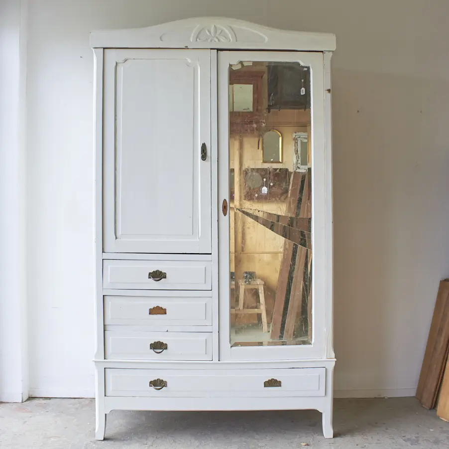 10817-demontabele-vintage-kinder-kledingkast-Firma-Zoethout-0