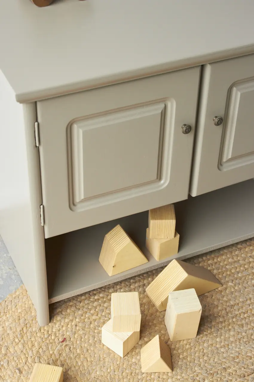 10823---Speelgoedkast in de kleur Amandel---Firma-Zoethout-05