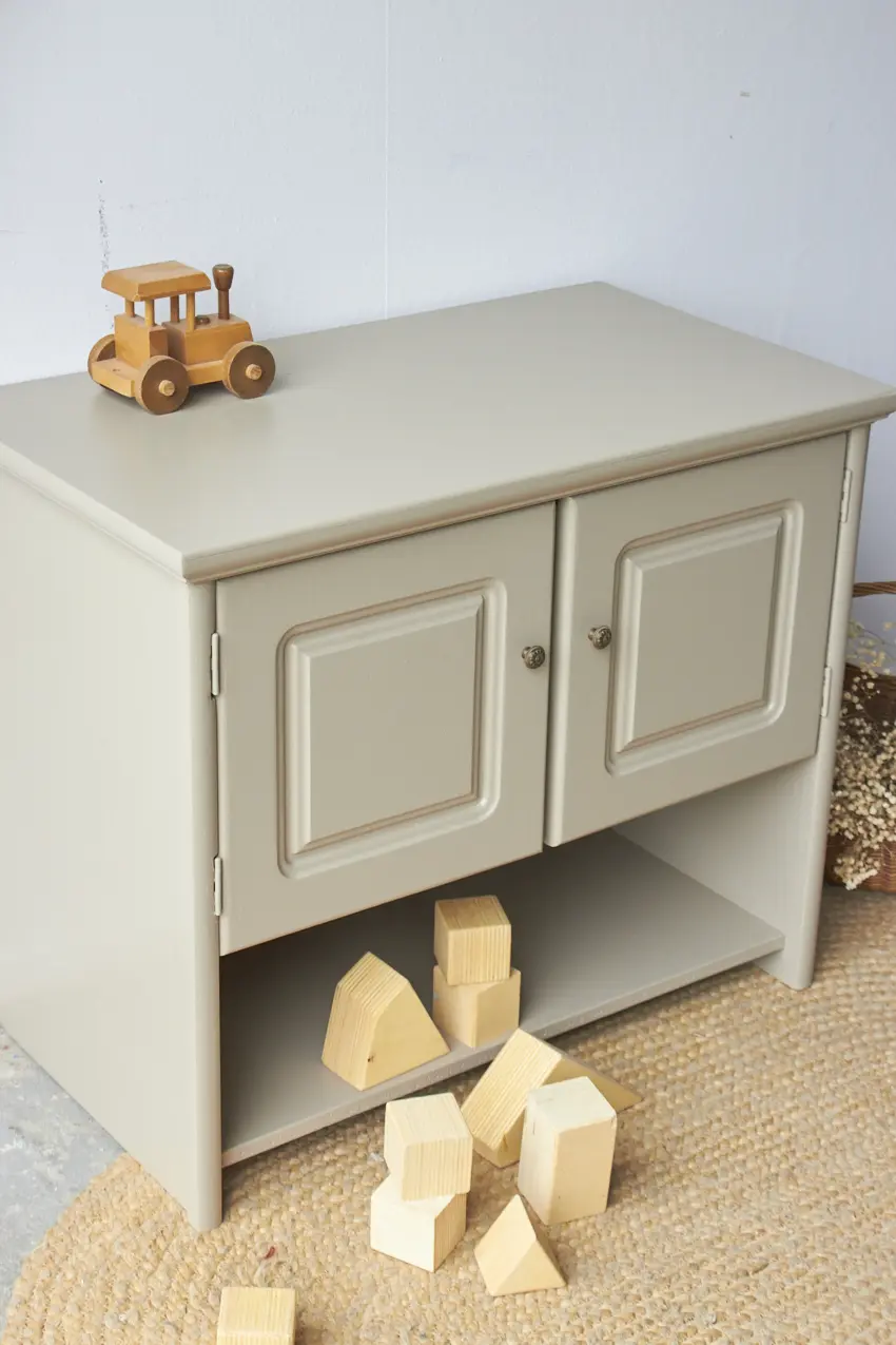 10823---Speelgoedkast in de kleur Amandel---Firma-Zoethout-07