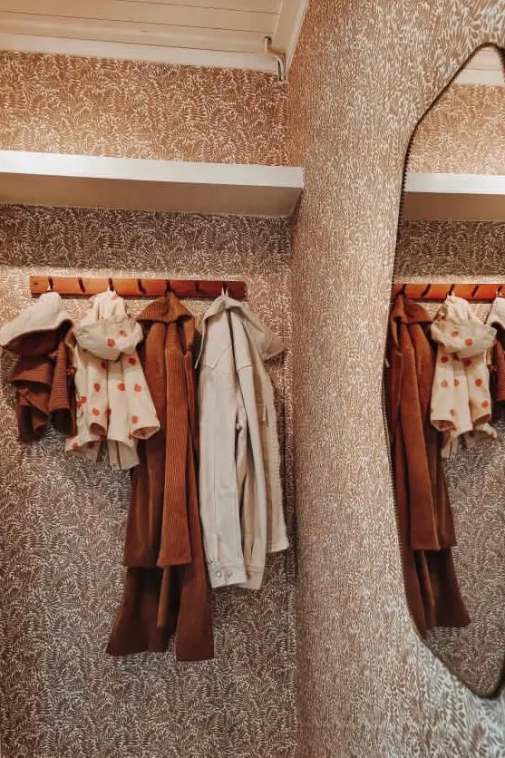 summer-gray-behang-florence-brown-02