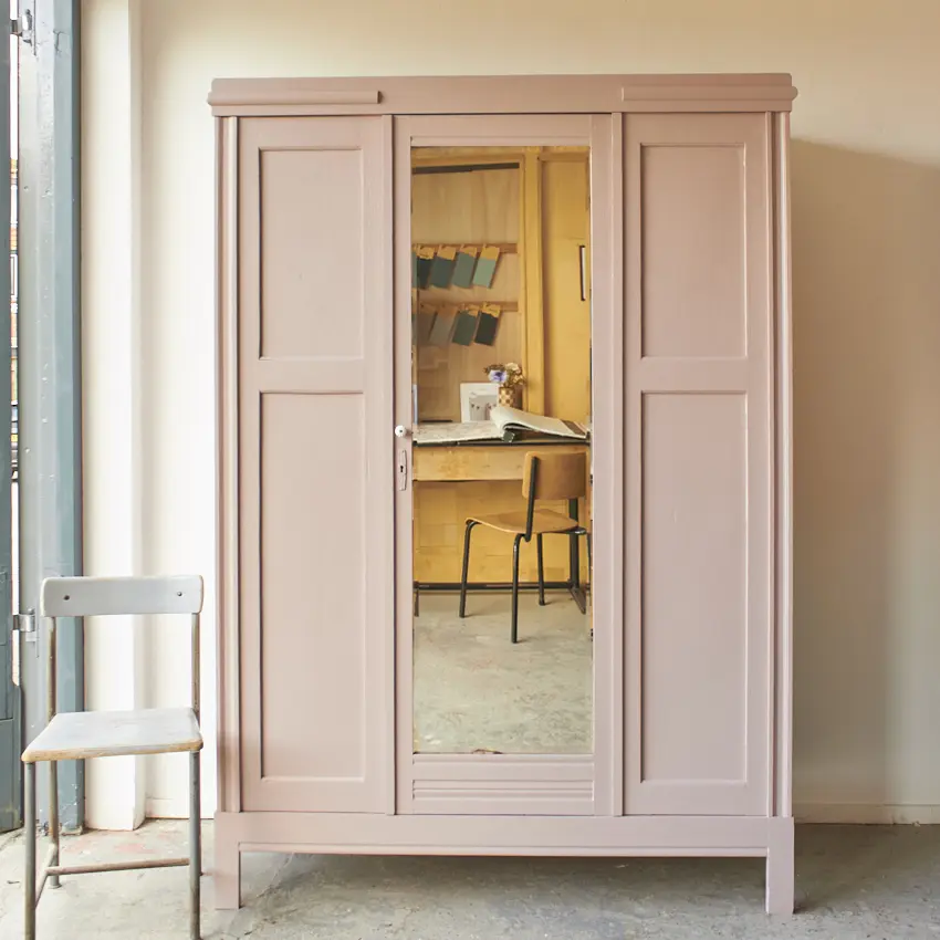 10794-Vintage-demontabele-kleding-kast-in-de-nieuwe-heide-kleur-Firma-Zoethout-00