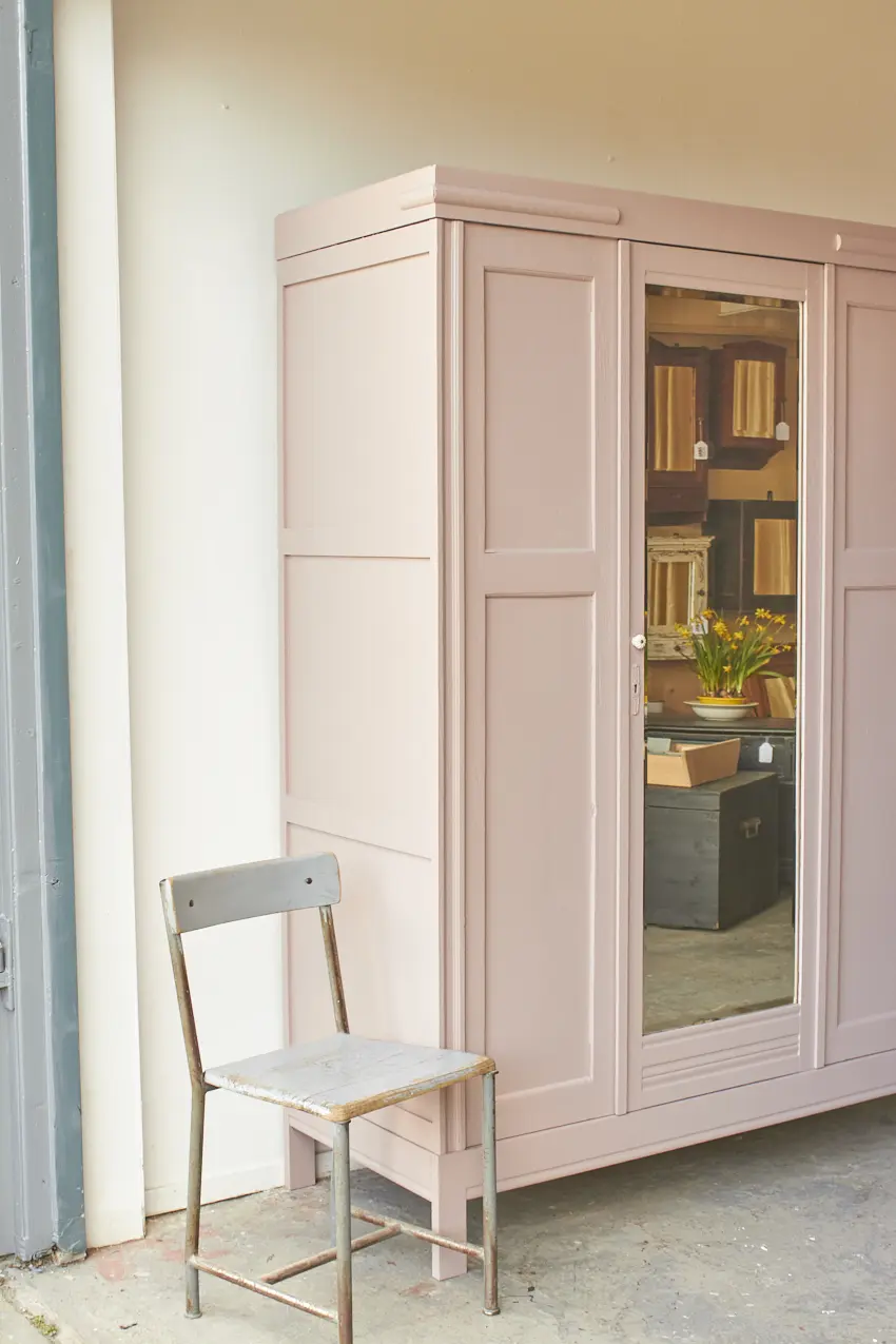 10794---Vintage-demontabele-kleding-kast-in-de-nieuwe-heide-kleur---Firma-Zoethout-02