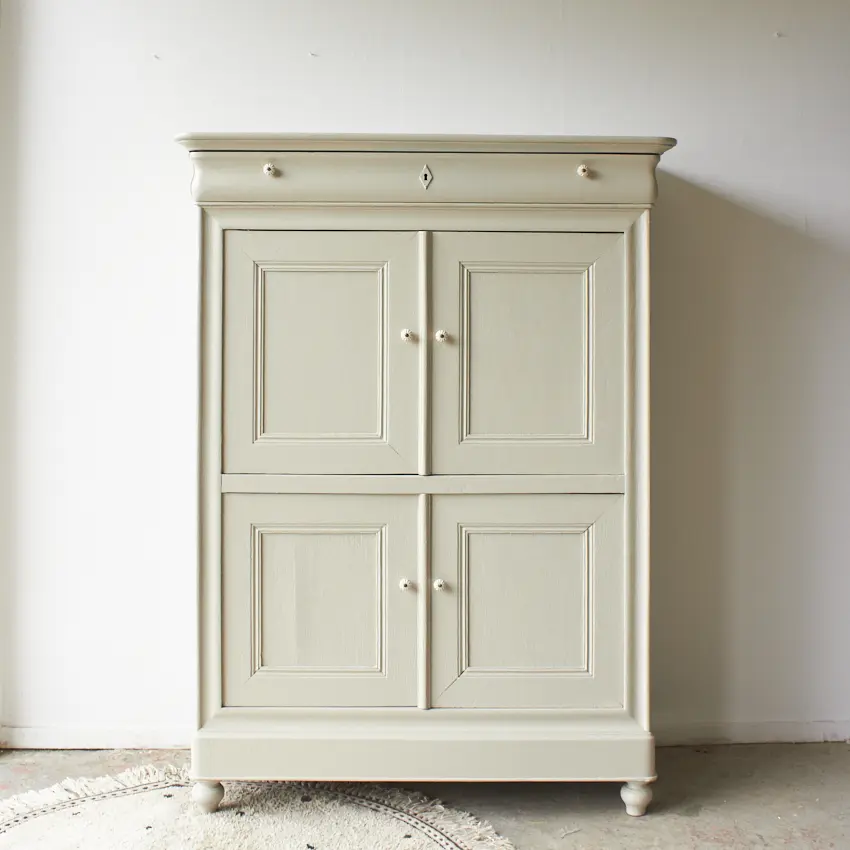 10846-Vintage-meidenkast-in-Linnen-kleur-Firma-Zoethout