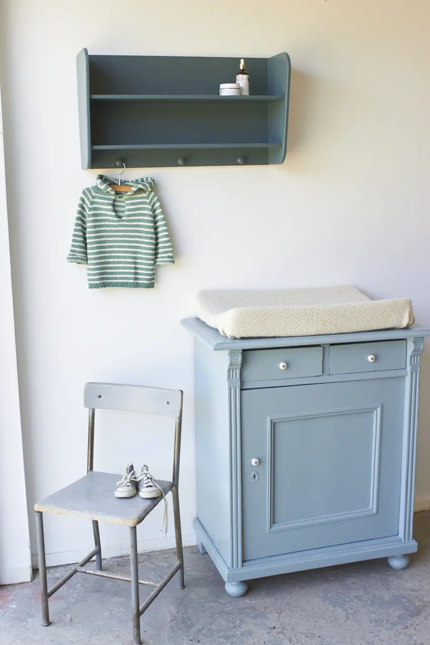 2530---Vintage-commode-in-kust-kleur---Firma-Zoethout-04