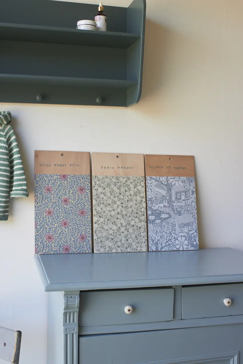 2530---Vintage-commode-in-kust-kleur---Firma-Zoethout-09