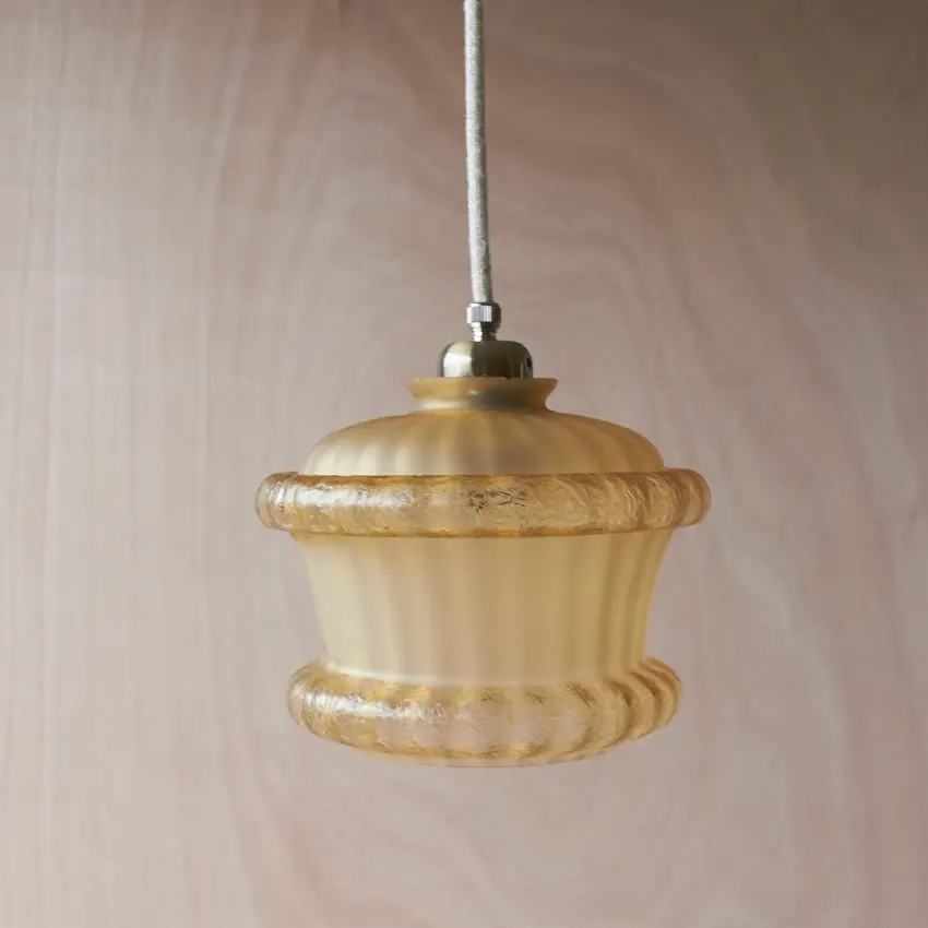 bijzonder vintage hanglampje in mat geel glas 590