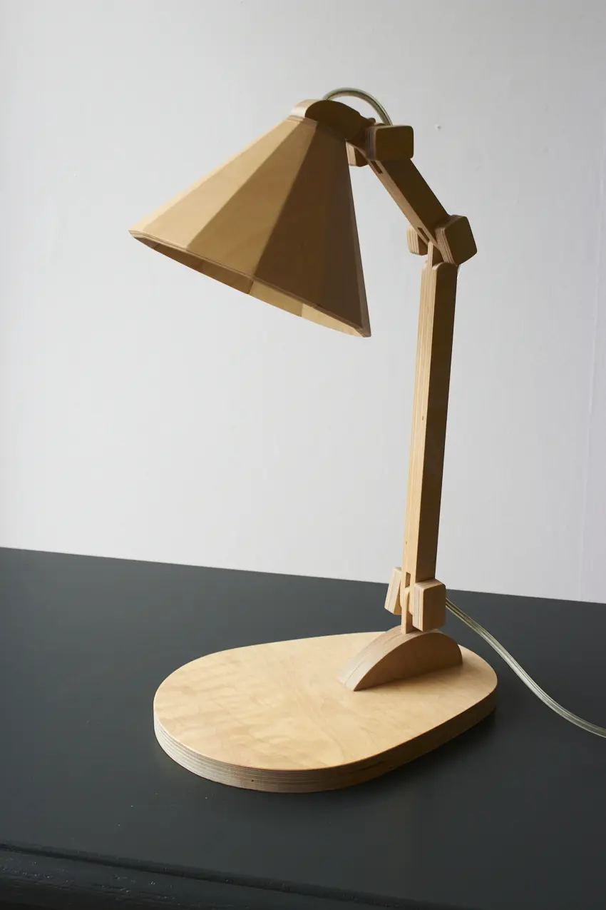 HW9105---Tafellamp-berken---Firma-Zoethout-03