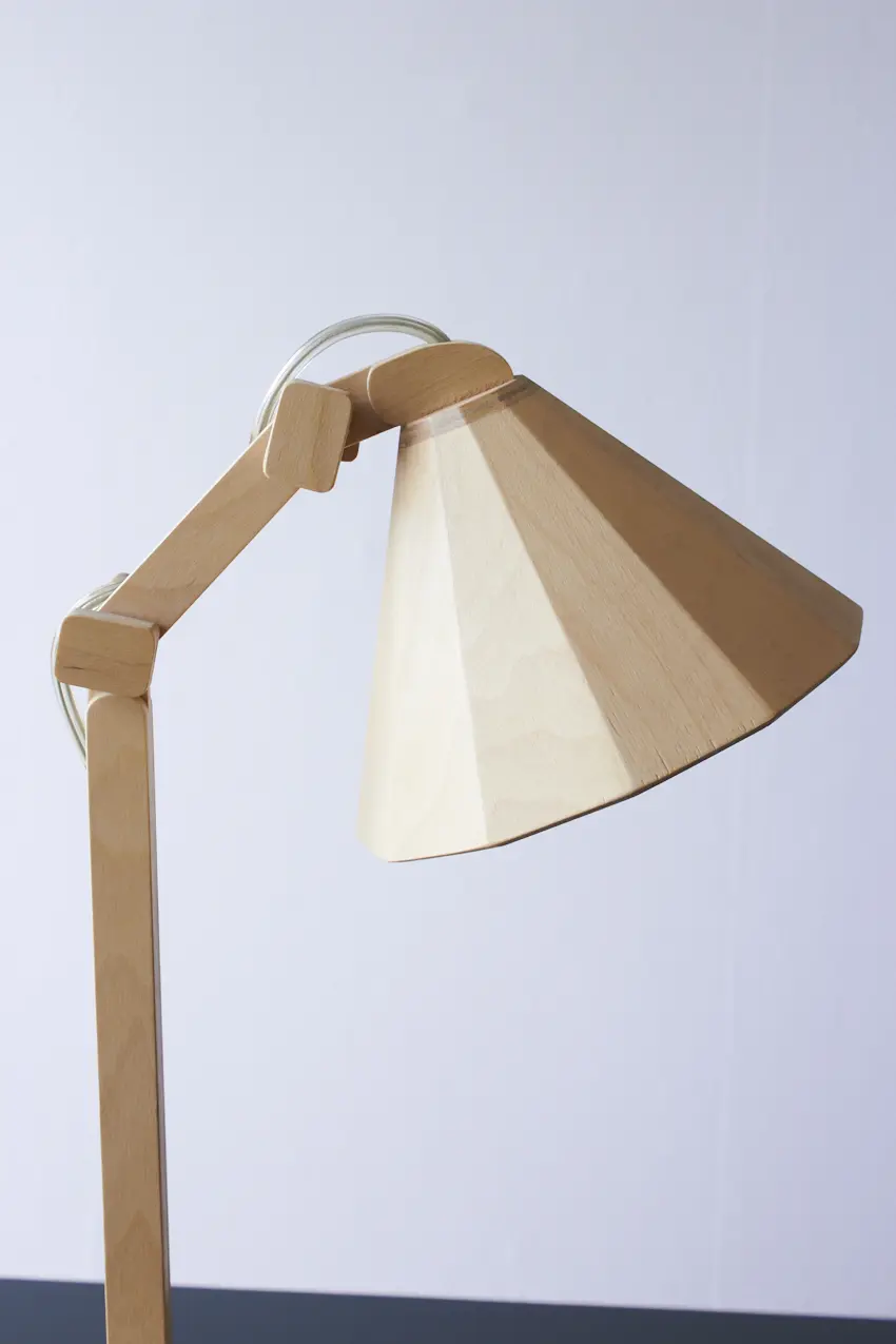 HW9105---Tafellamp-berken---Firma-Zoethout-04