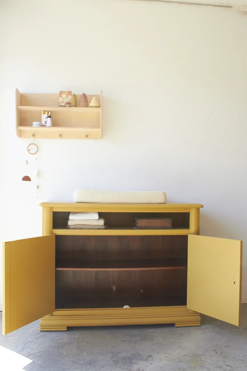 2516---vintage-commode-in-saffraan-kleur---Firma-Zoethout-07