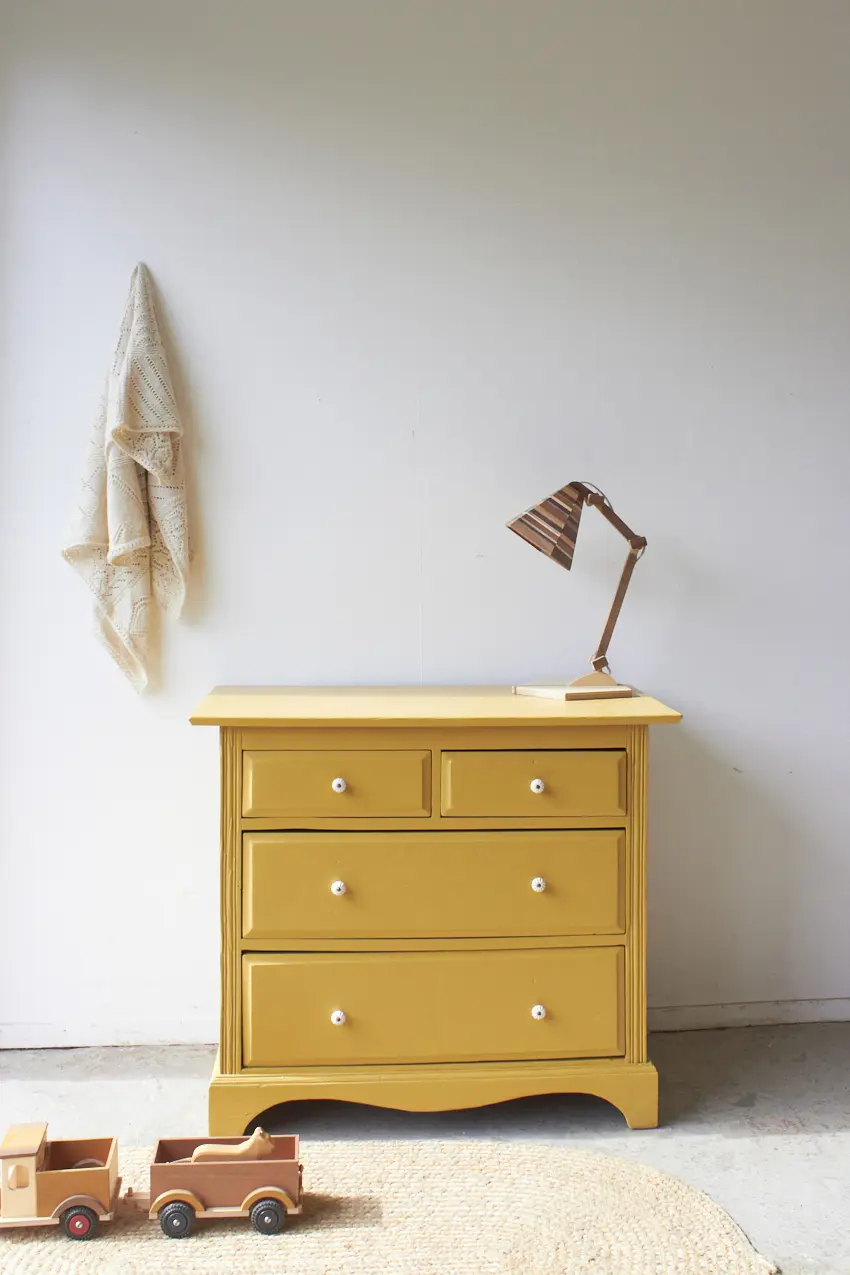 10666-01---lief-vintage-ladekastje-in-saffraan---04