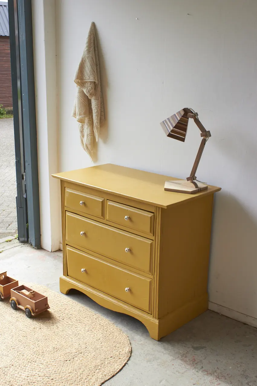 10666-01---lief-vintage-ladekastje-in-saffraan---07