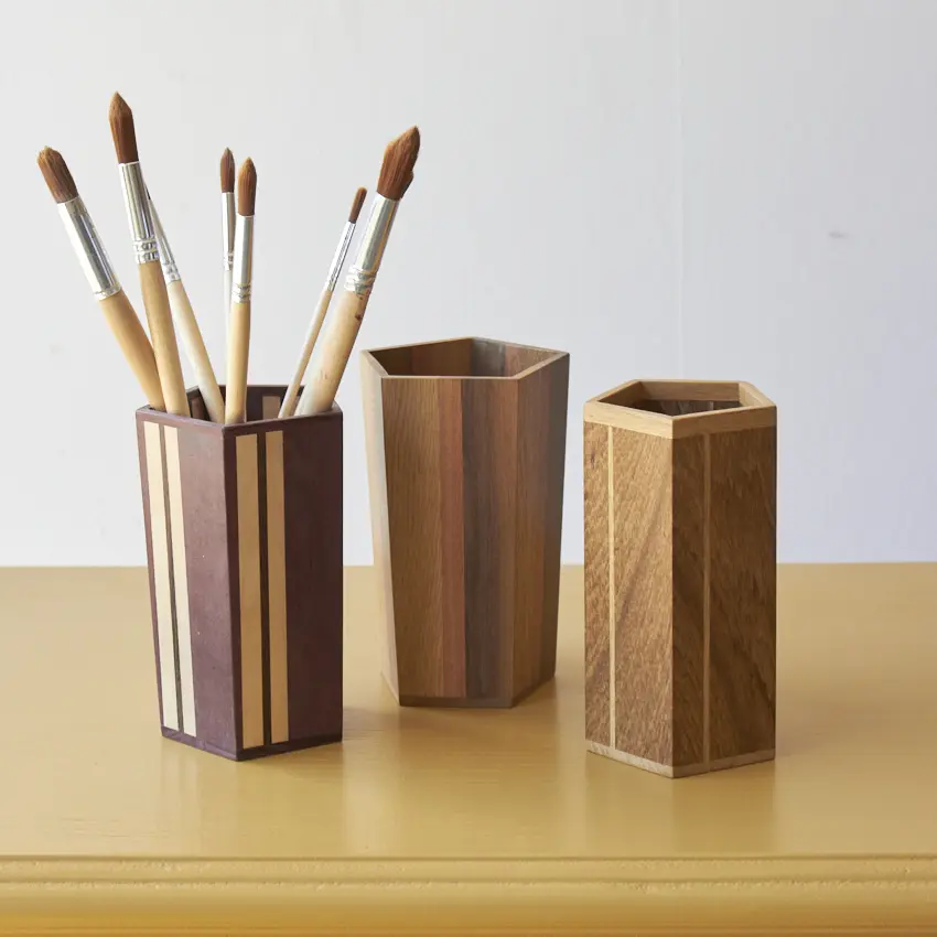 HW9112-Houten-pollepel-of-kwastenhouder-Firma-Zoethout-00