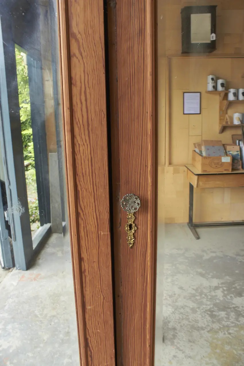 10889—klassieke-demontabele-spiegelkast—003