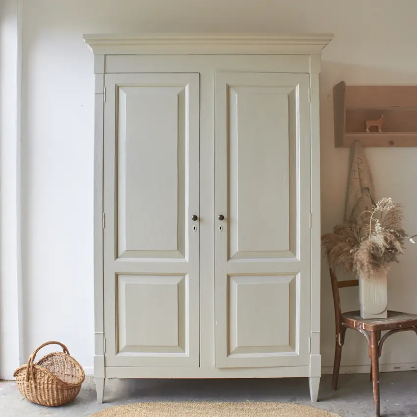 10815-1-Vintage-kast-in-kleur-Linnen-Firma-Zoethout