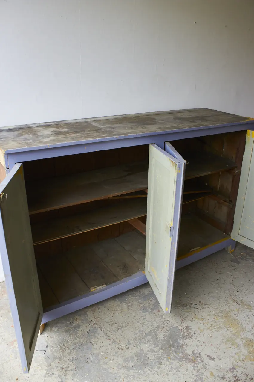 10913---Vintage-prachtig-houten-dressoir-met-vier-paneeldeuren---Firma-Zoethout-08