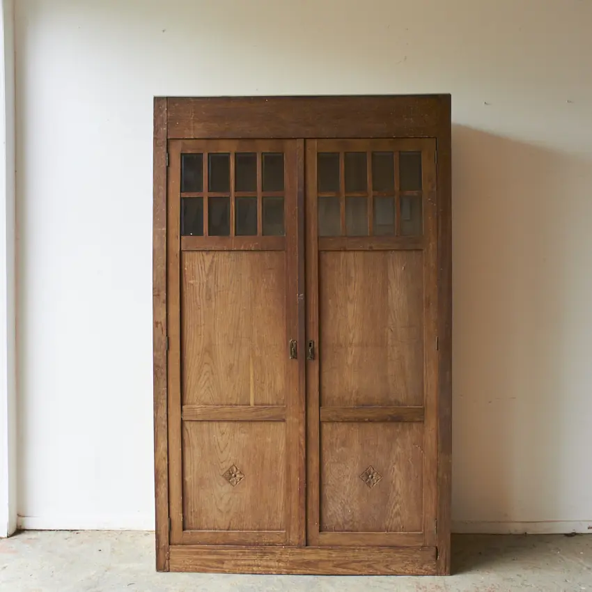 10918-Vintage-houten-meubel-met-geslepen-glas-Firma-Zoethout-00