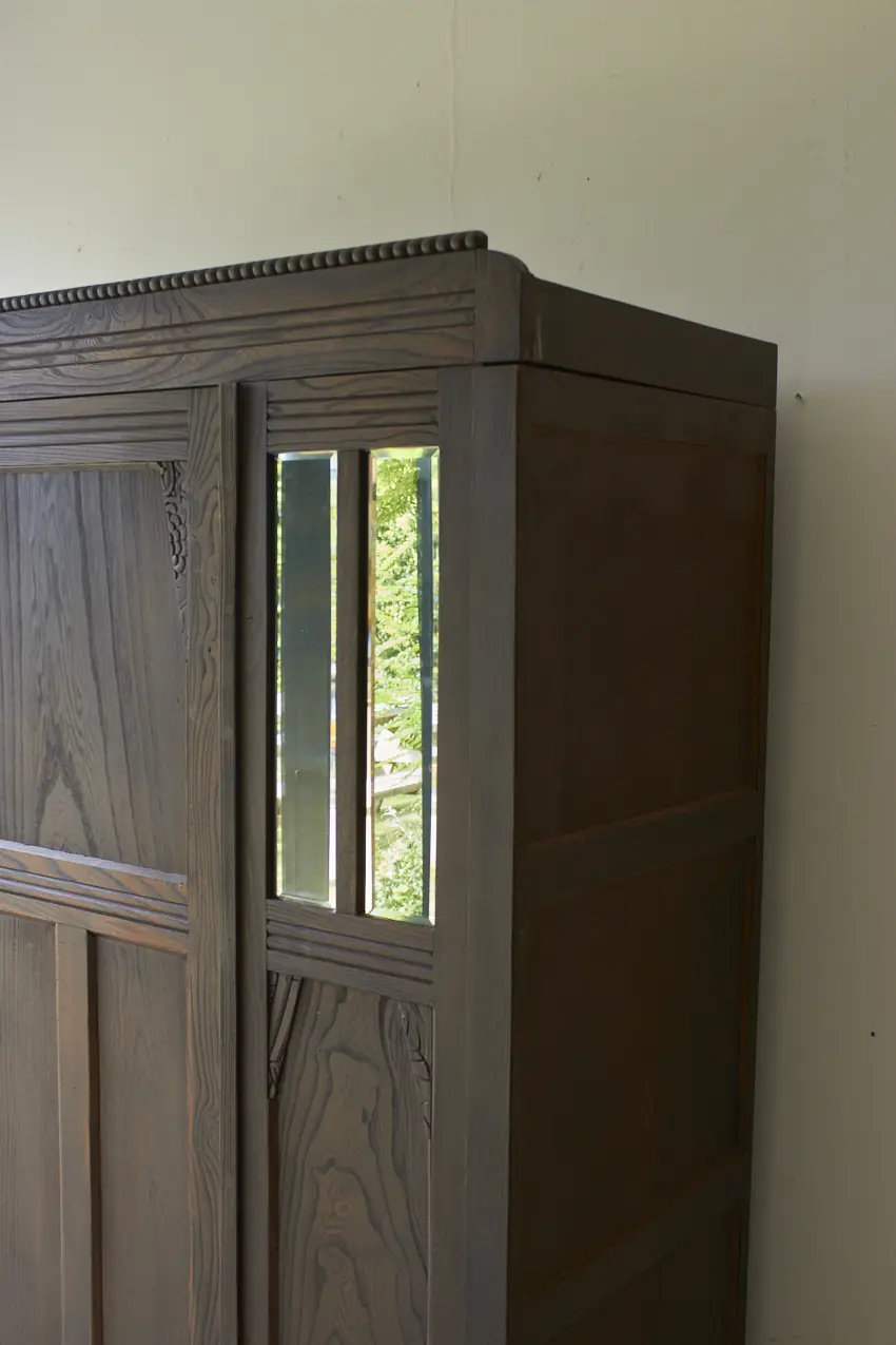 10935---Vintage-kinderkamer-kledingkast---Firma-Zoethout-04