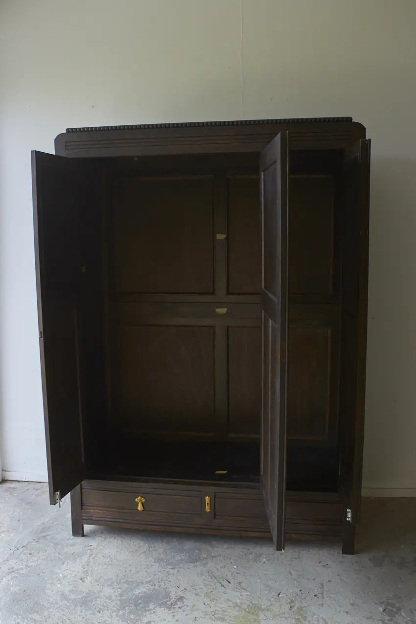 10935---Vintage-kinderkamer-kledingkast---Firma-Zoethout-08