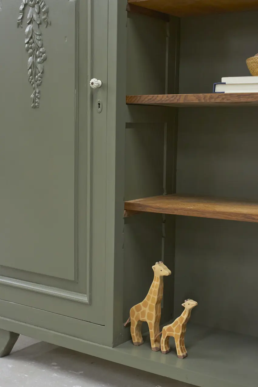 10692---Vintage-houten-speelgoed-kast---Firma-Zoethout-07