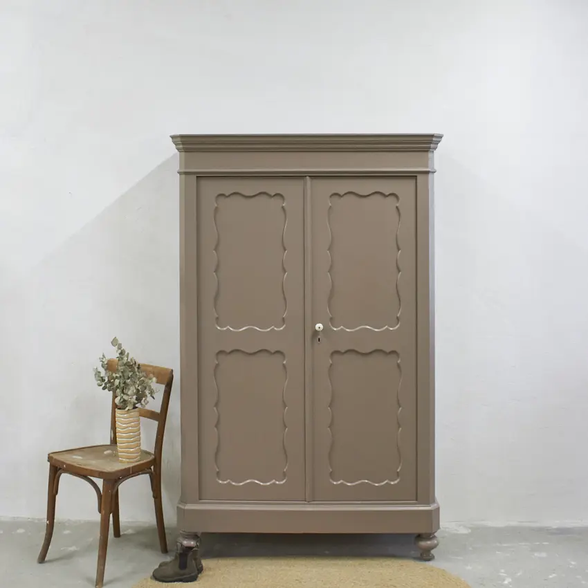 10938-1-Vintage-houten-spelletjes-kast-in-Hazel-Firma-Zoethout-00