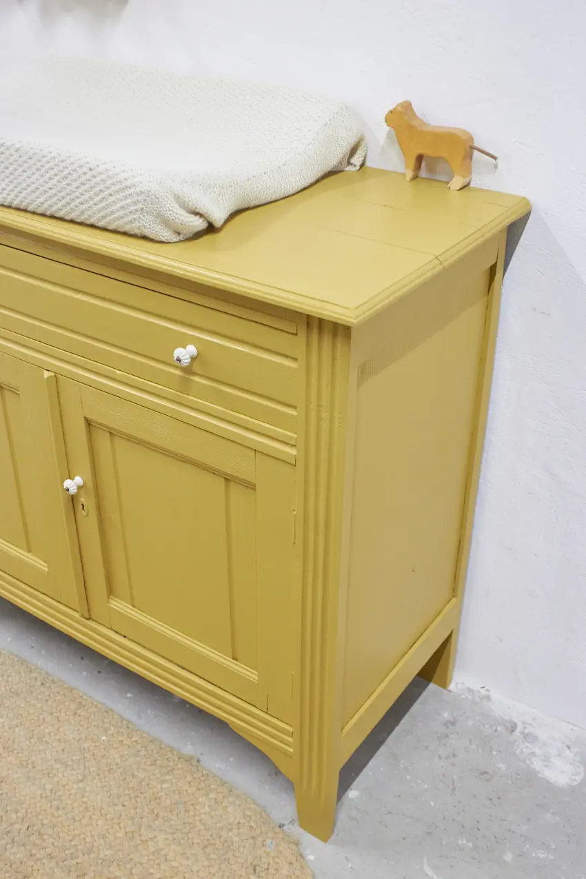 2538-1---Vintage-commode-in-Saffraan---Firma-Zoethout-07